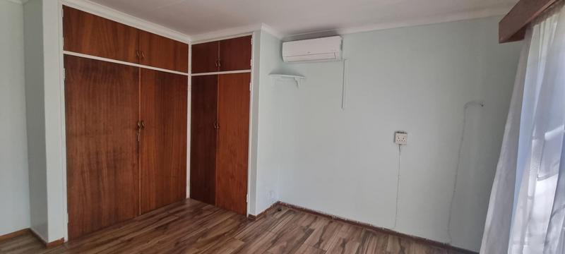4 Bedroom Property for Sale in Wierda Park Gauteng
