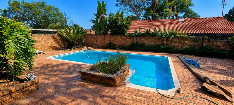 4 Bedroom Property for Sale in Wierda Park Gauteng