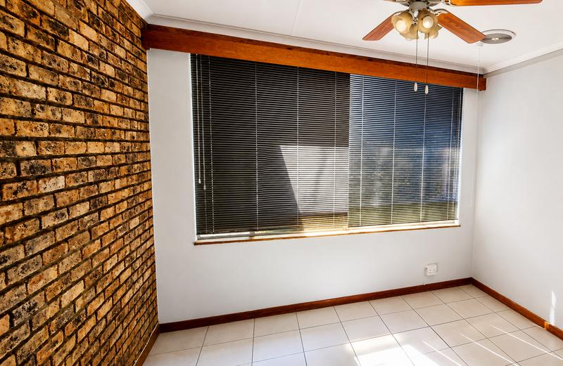 4 Bedroom Property for Sale in Wierda Park Gauteng