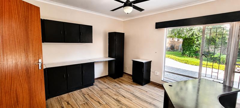 4 Bedroom Property for Sale in Wierda Park Gauteng