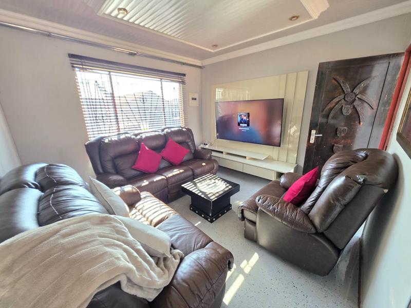 3 Bedroom Property for Sale in The Orchards Gauteng