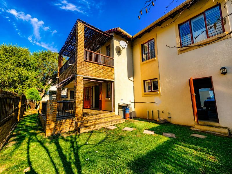 To Let 3 Bedroom Property for Rent in Ruimsig Gauteng