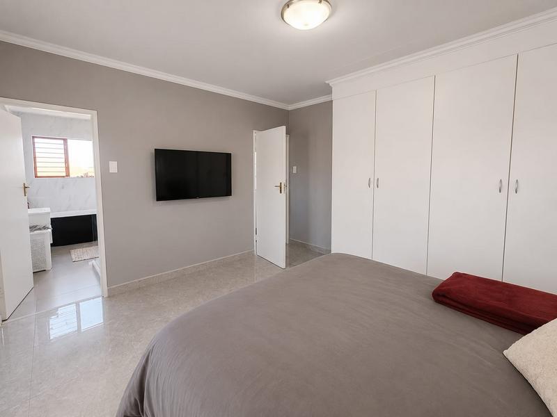 To Let 3 Bedroom Property for Rent in Ruimsig Gauteng