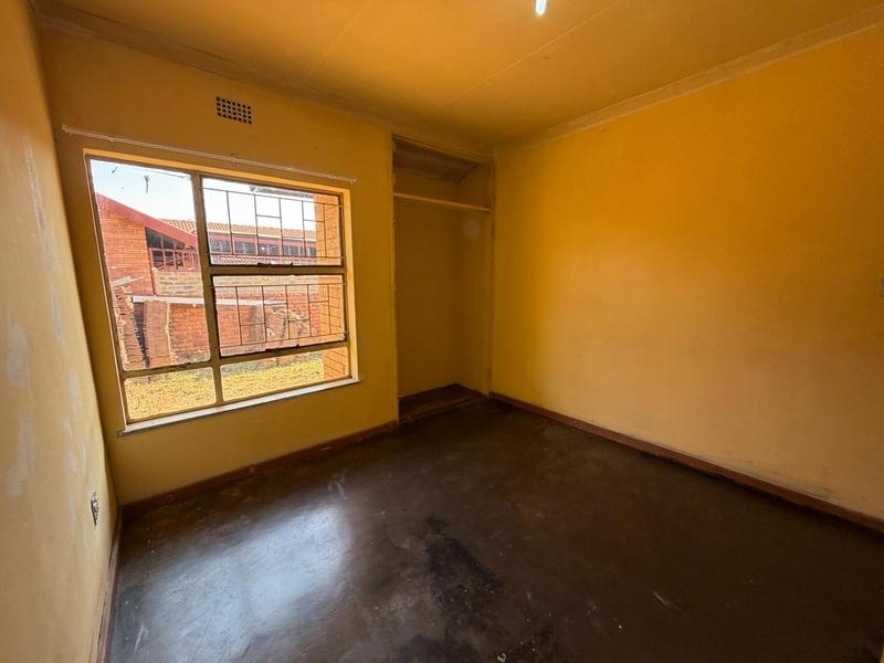 5 Bedroom Property for Sale in Mamelodi Gauteng