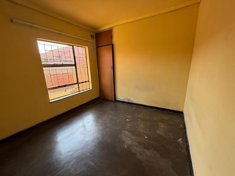 5 Bedroom Property for Sale in Mamelodi Gauteng