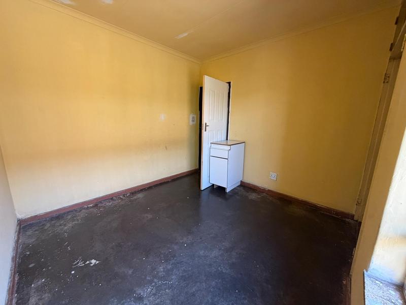 5 Bedroom Property for Sale in Mamelodi Gauteng