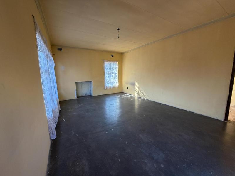 5 Bedroom Property for Sale in Mamelodi Gauteng