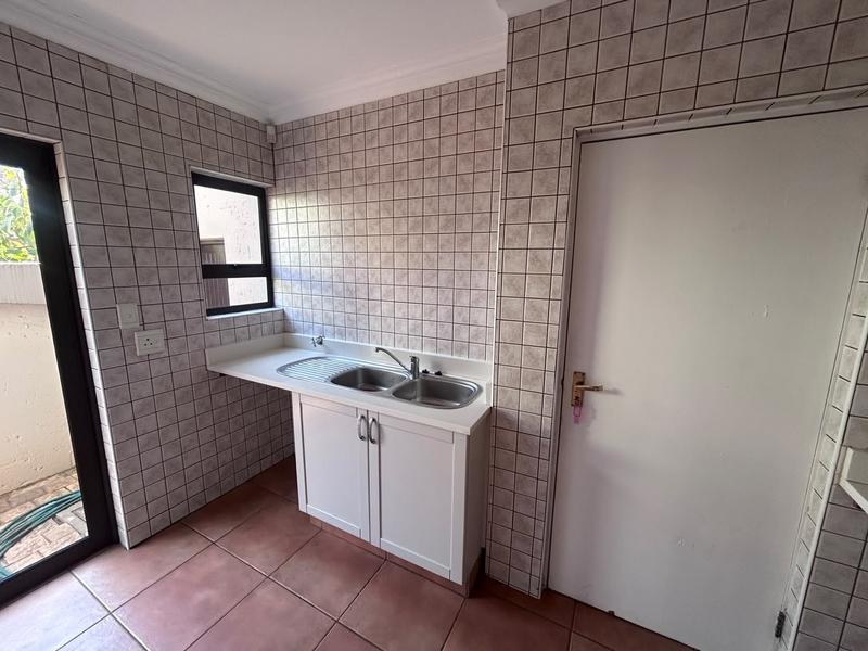 To Let 4 Bedroom Property for Rent in Silver Lakes Golf Estate Gauteng