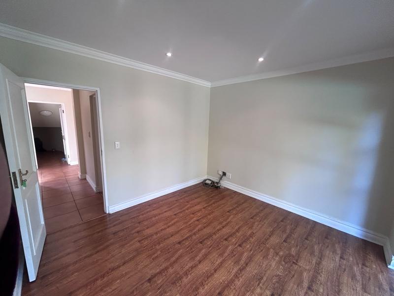 To Let 4 Bedroom Property for Rent in Silver Lakes Golf Estate Gauteng