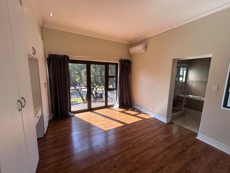 To Let 4 Bedroom Property for Rent in Silver Lakes Golf Estate Gauteng