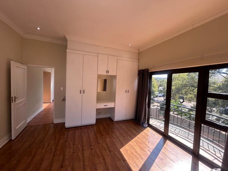 To Let 4 Bedroom Property for Rent in Silver Lakes Golf Estate Gauteng