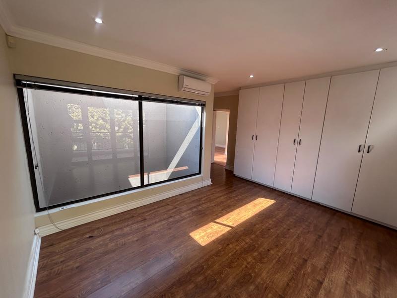 To Let 4 Bedroom Property for Rent in Silver Lakes Golf Estate Gauteng