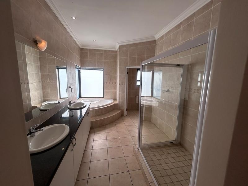 To Let 4 Bedroom Property for Rent in Silver Lakes Golf Estate Gauteng