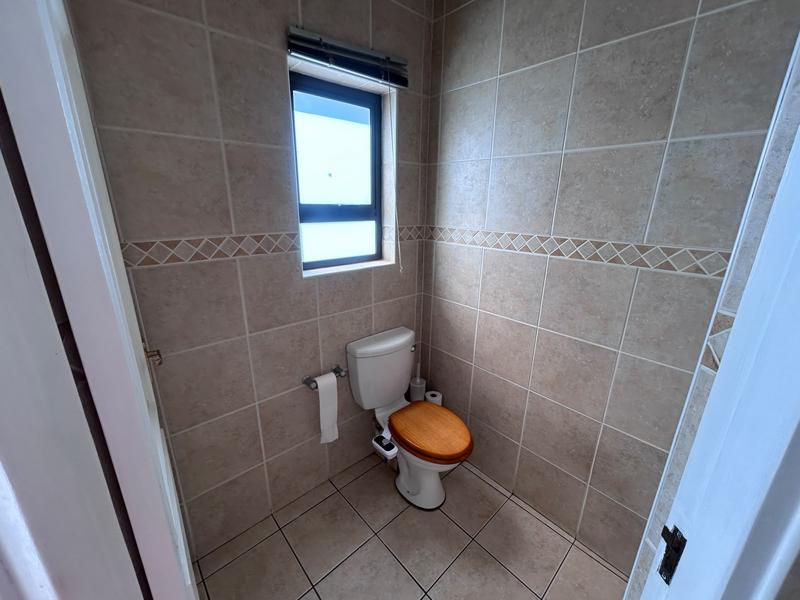To Let 4 Bedroom Property for Rent in Silver Lakes Golf Estate Gauteng