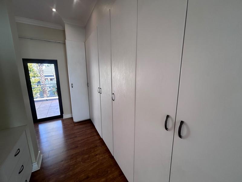 To Let 4 Bedroom Property for Rent in Silver Lakes Golf Estate Gauteng