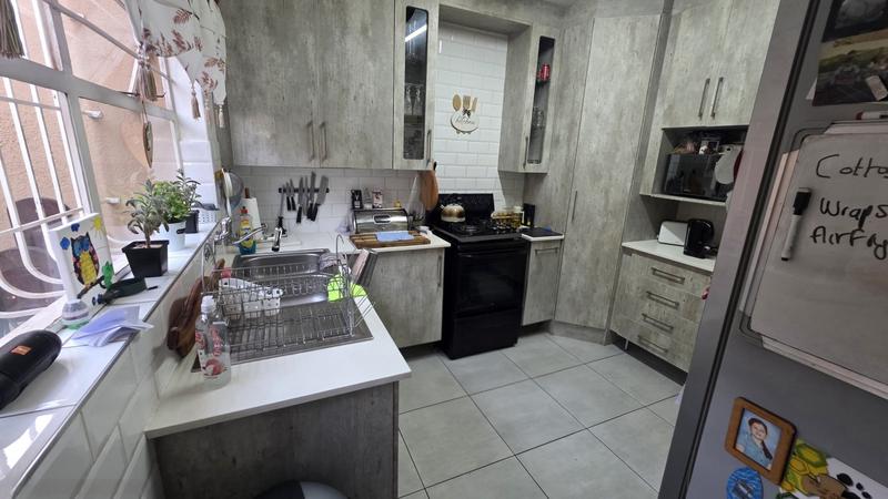 4 Bedroom Property for Sale in Wonderboom Gauteng