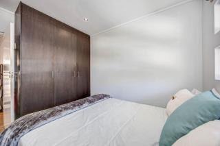 2 Bedroom Property for Sale in Sandton Central Gauteng