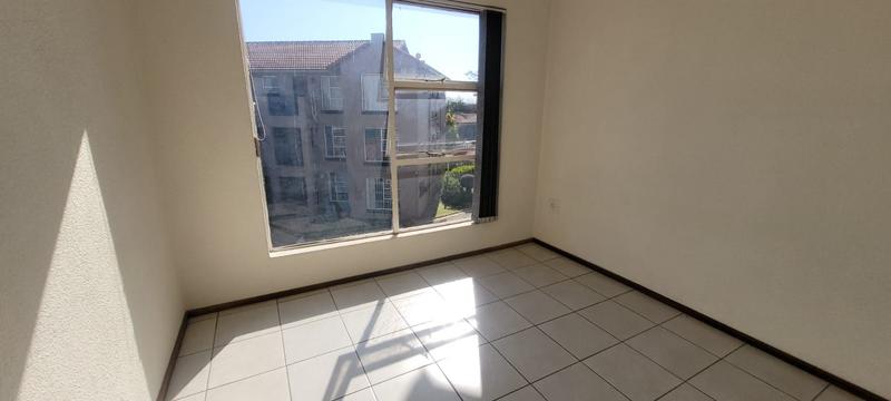 2 Bedroom Property for Sale in Bassonia Gauteng