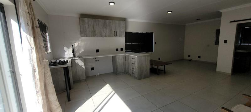3 Bedroom Property for Sale in Mulbarton Gauteng