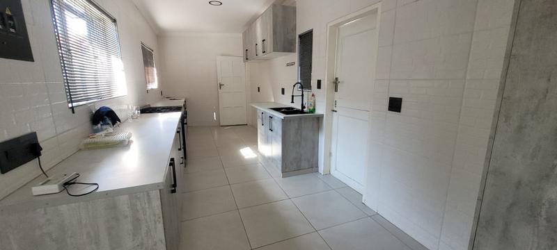 3 Bedroom Property for Sale in Mulbarton Gauteng