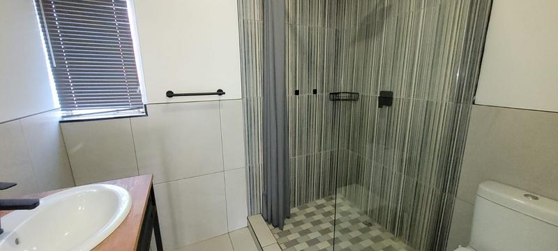 3 Bedroom Property for Sale in Mulbarton Gauteng