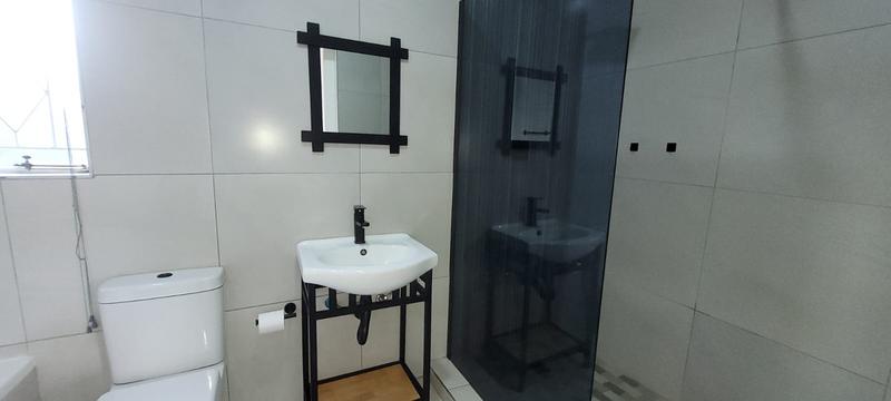3 Bedroom Property for Sale in Mulbarton Gauteng