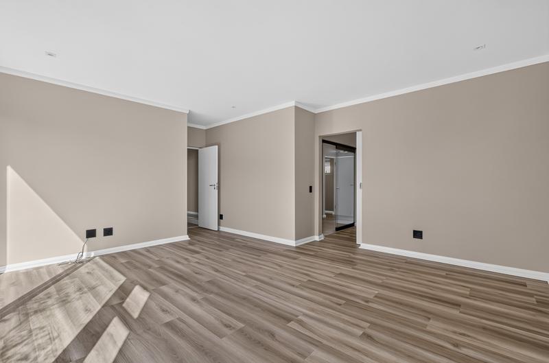 3 Bedroom Property for Sale in Sandhurst Gauteng