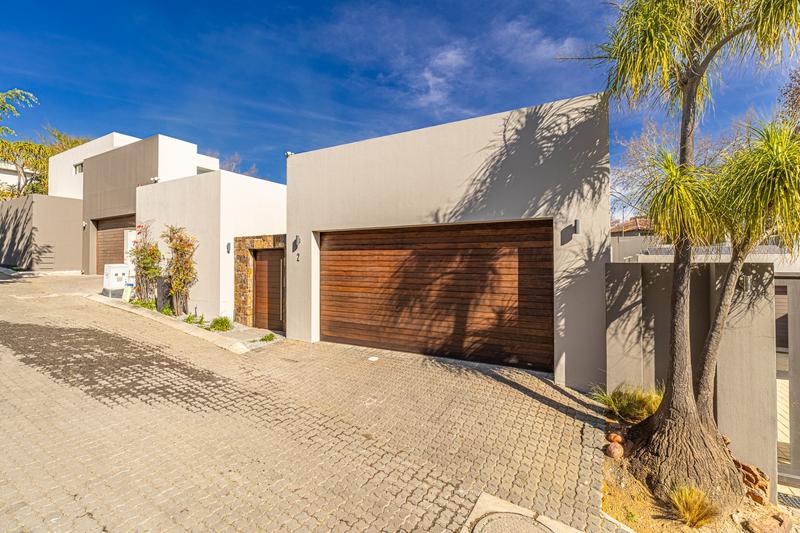 3 Bedroom Property for Sale in Sandhurst Gauteng