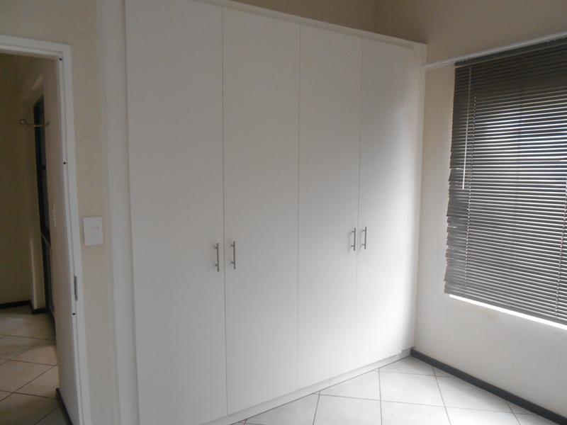 2 Bedroom Property for Sale in Goedeburg Gauteng