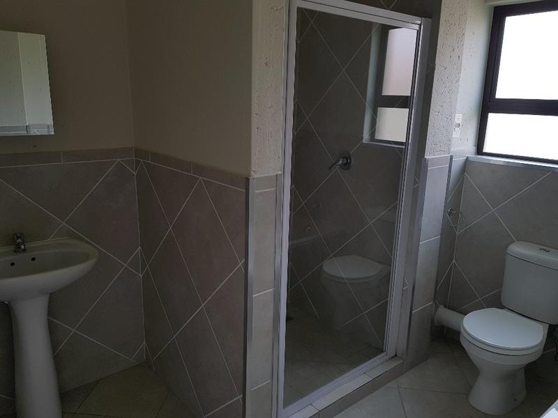 2 Bedroom Property for Sale in Goedeburg Gauteng