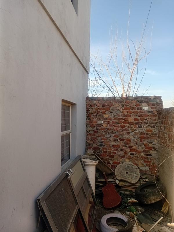 2 Bedroom Property for Sale in Olievenhoutbosch Gauteng