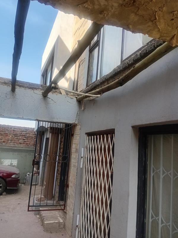 2 Bedroom Property for Sale in Olievenhoutbosch Gauteng