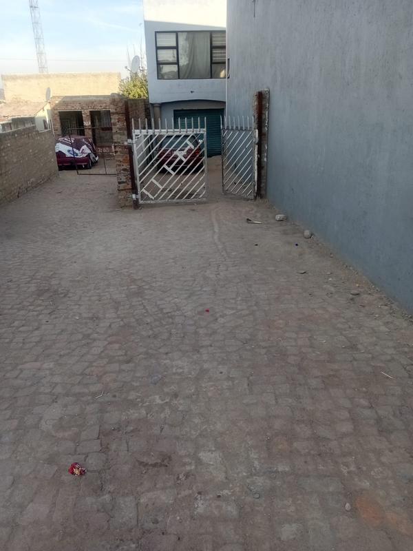 2 Bedroom Property for Sale in Olievenhoutbosch Gauteng