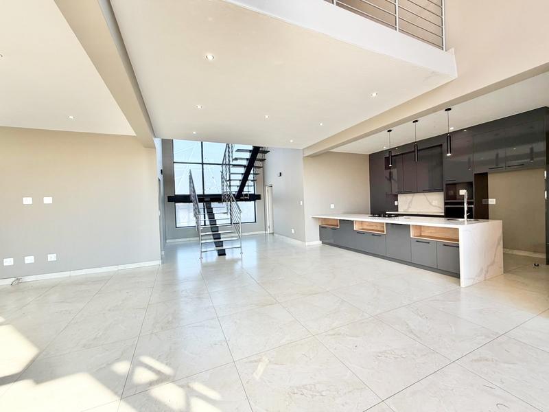 5 Bedroom Property for Sale in Midstream Ridge Gauteng