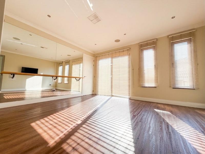 4 Bedroom Property for Sale in Blue Valley Golf Estate Gauteng