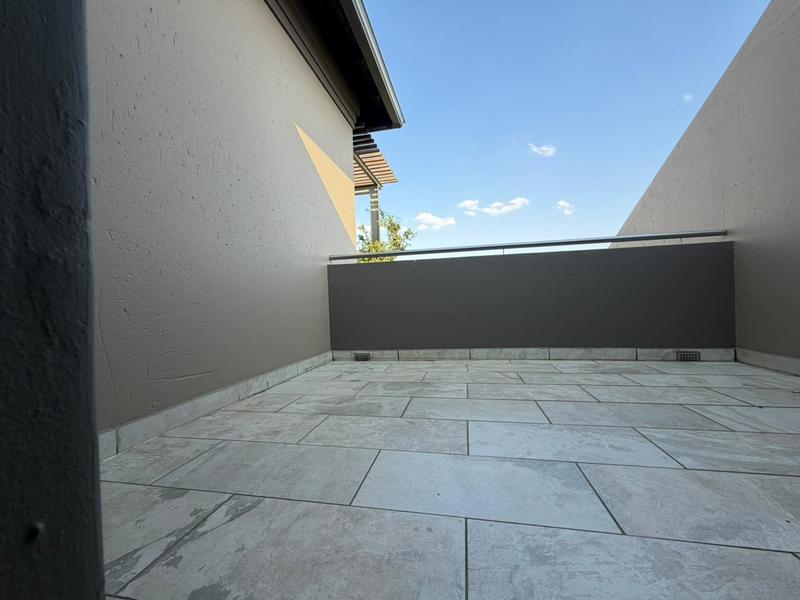 4 Bedroom Property for Sale in Blue Valley Golf Estate Gauteng