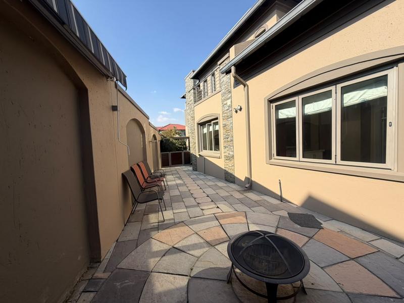 4 Bedroom Property for Sale in Blue Valley Golf Estate Gauteng