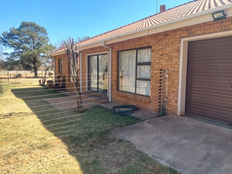 2 Bedroom Property for Sale in Hillside Gauteng