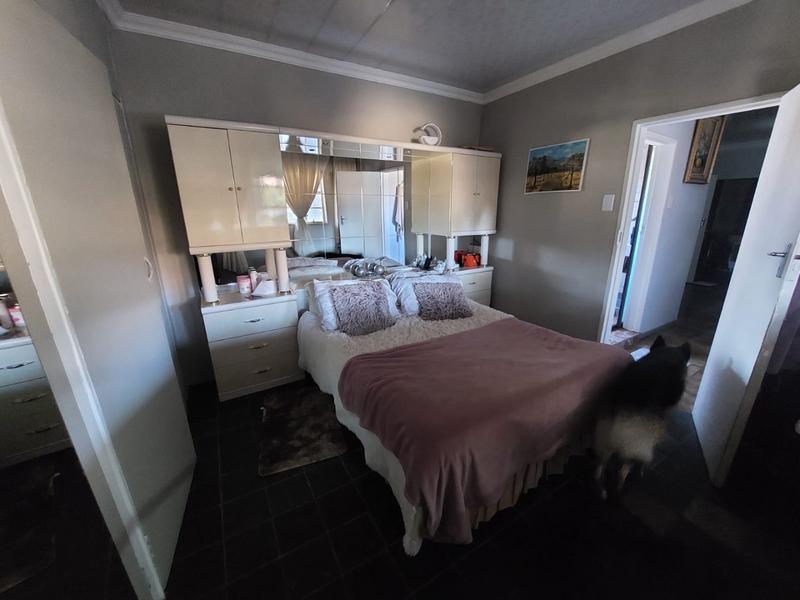 2 Bedroom Property for Sale in Hillside Gauteng