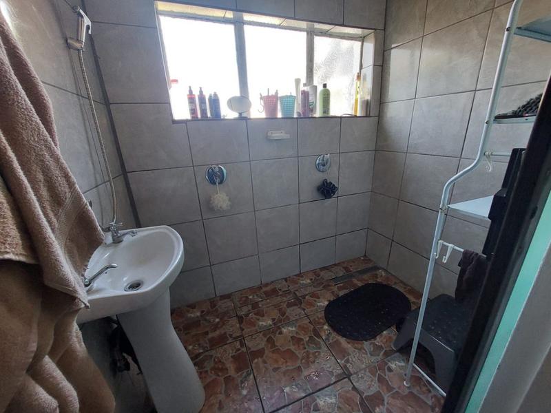 2 Bedroom Property for Sale in Hillside Gauteng