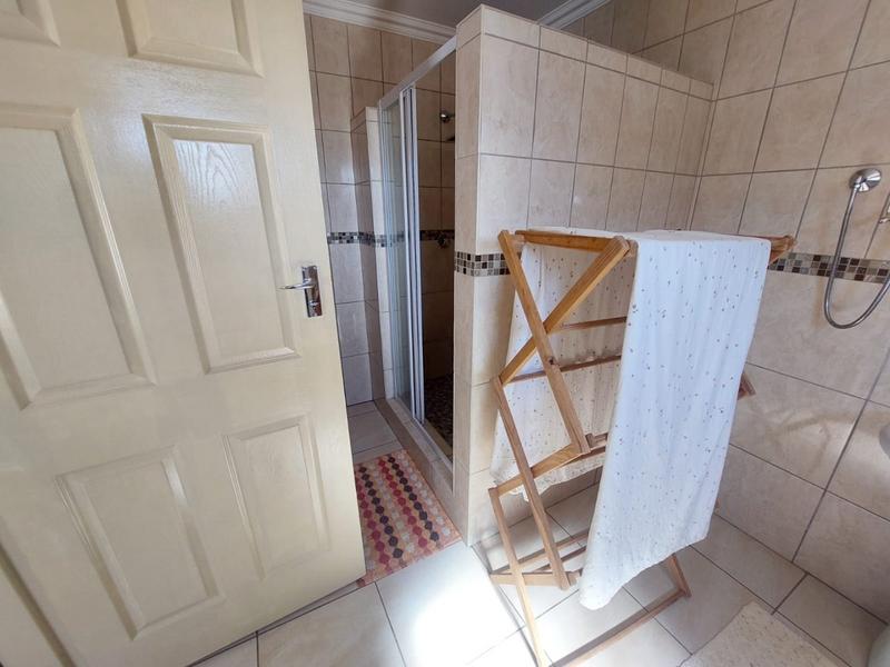 2 Bedroom Property for Sale in Hillside Gauteng