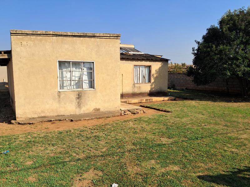 2 Bedroom Property for Sale in Buhle Park Gauteng