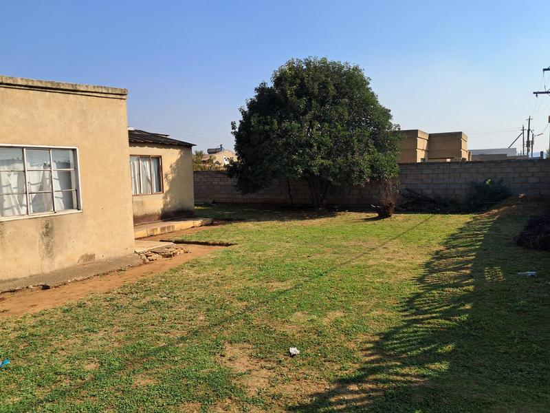 2 Bedroom Property for Sale in Buhle Park Gauteng