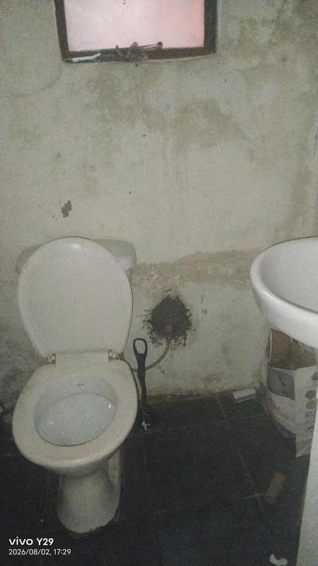 6 Bedroom Property for Sale in Tembisa Gauteng