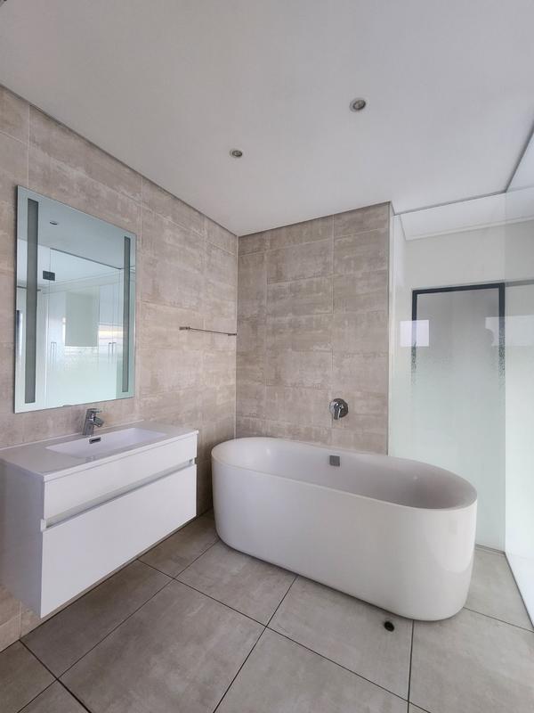3 Bedroom Property for Sale in Waterfall Gauteng