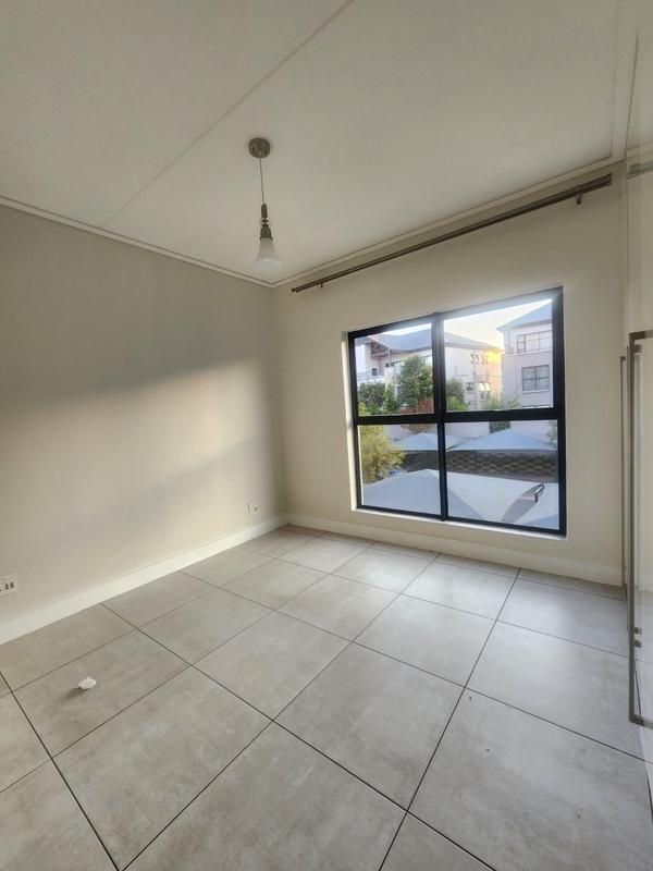 3 Bedroom Property for Sale in Waterfall Gauteng