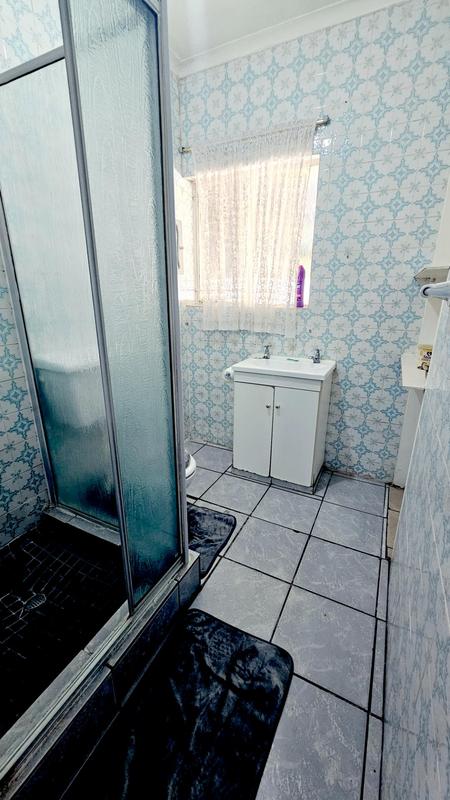 To Let 1 Bedroom Property for Rent in Freeway Park Gauteng