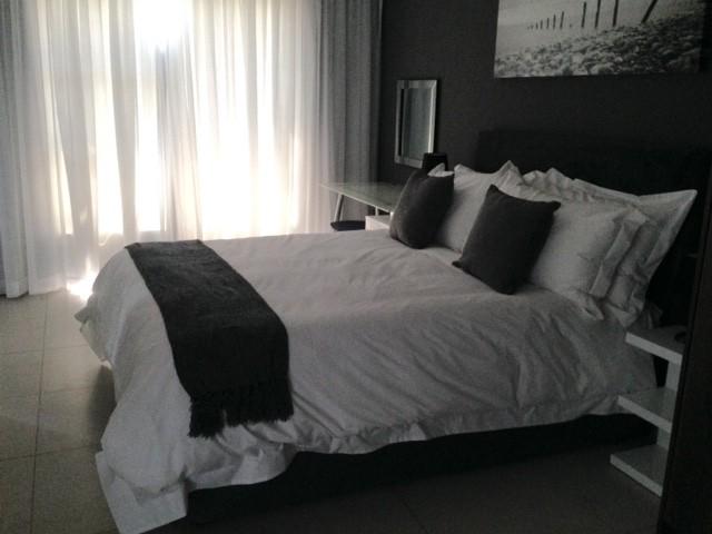 To Let 2 Bedroom Property for Rent in Sandown Gauteng