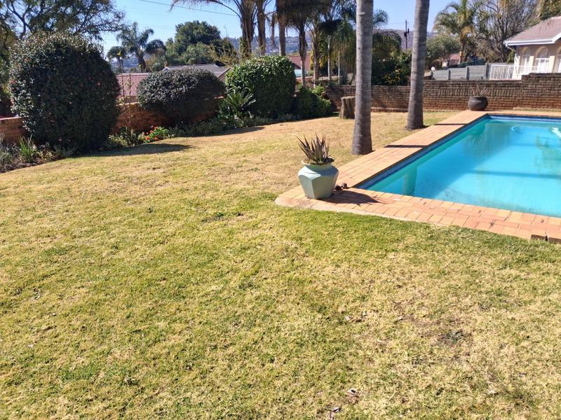 0 Bedroom Property for Sale in Helderkruin Gauteng