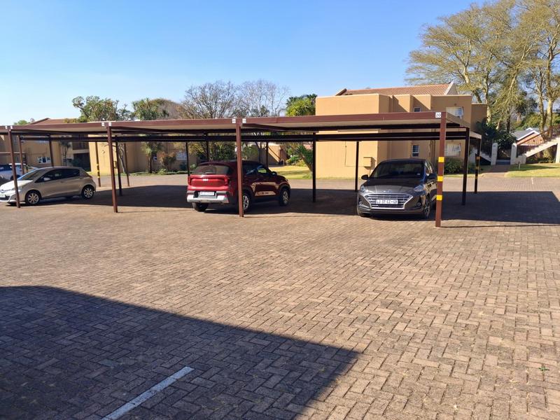 2 Bedroom Property for Sale in Little Falls Gauteng